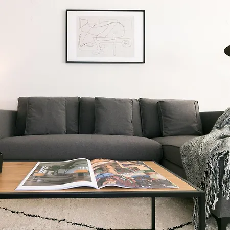 Appartement The Metropolitan- Premium-wohnung Mit Balkon- Parkplatz By Interhome