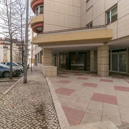 Appartement The Metropolitan- Premium-wohnung Mit Balkon- Parkplatz By Interhome *