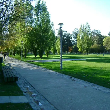 Appartement The Metropolitan- Premium-wohnung Mit Balkon- Parkplatz By Interhome